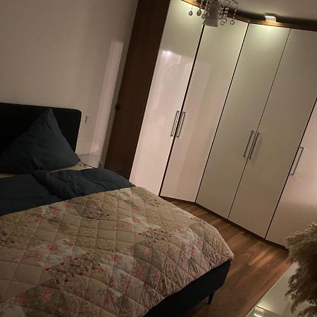 Geraeumige Und Schoene Wohnung Direkt In Der Luebecker Innenstadt Luaran gambar