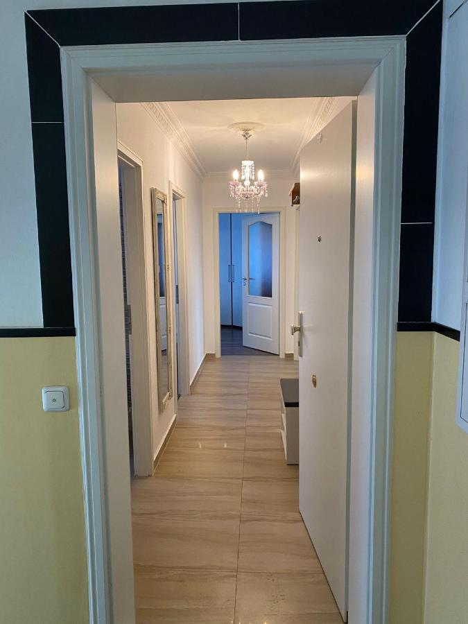 Geraeumige Und Schoene Wohnung Direkt In Der Luebecker Innenstadt Luaran gambar